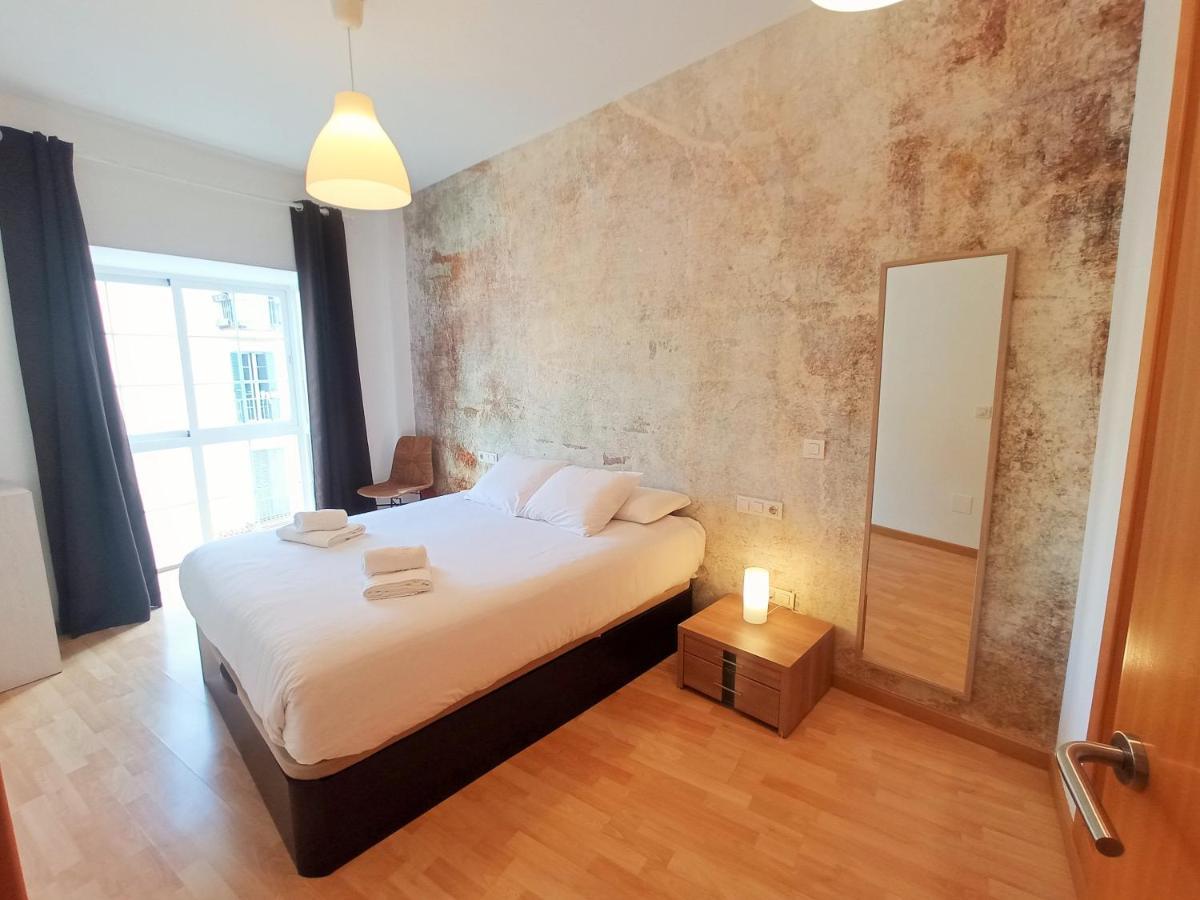 Apartamento Luminoso Centro Малага Екстер'єр фото